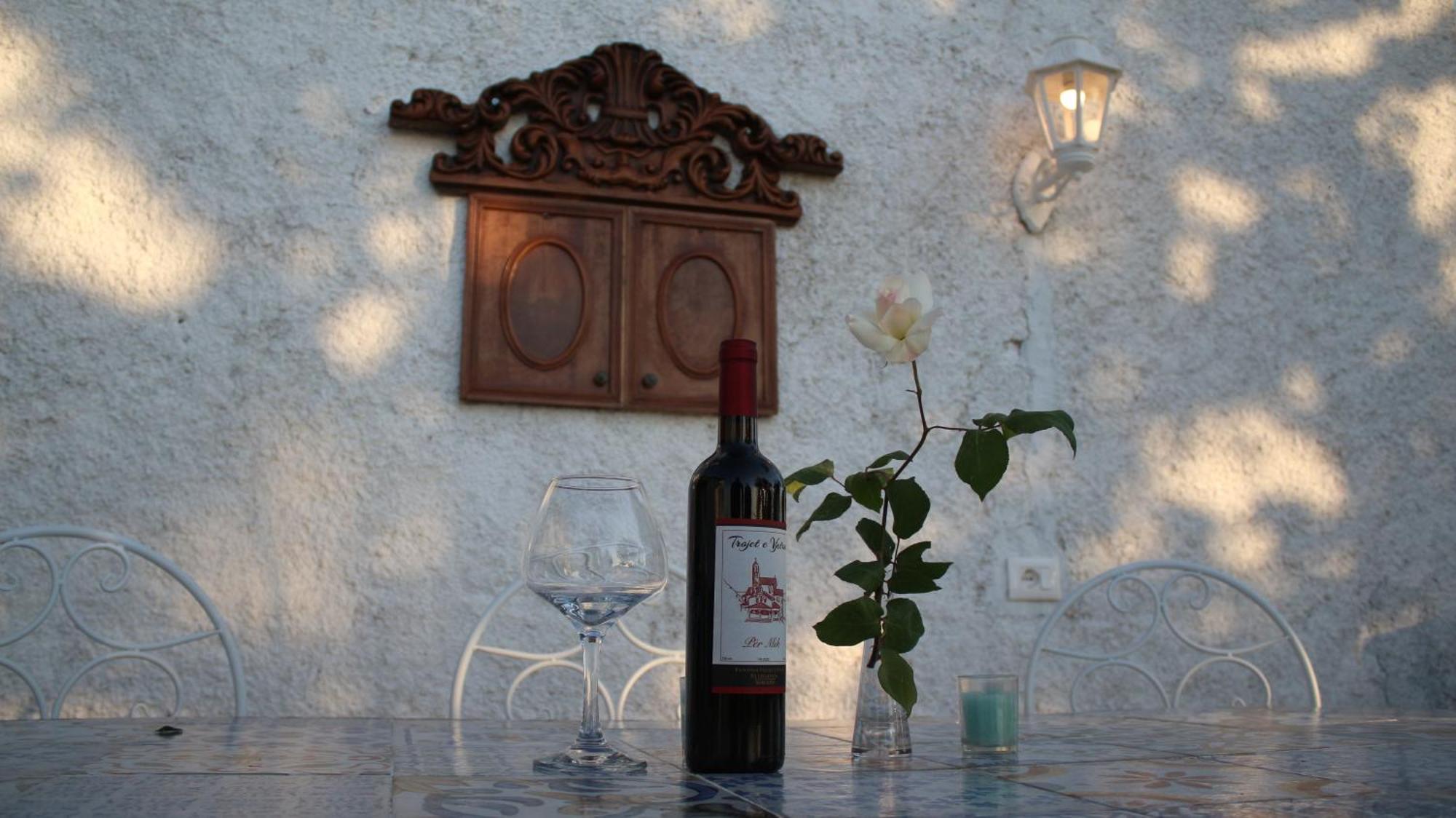 "Per Mik" Cottage In Vineyard Shkodër Exteriör bild